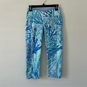 Lilly Pulitzer Luxletic Weekender Crop Leggings Blue Haven Hey Hey Soleil Print